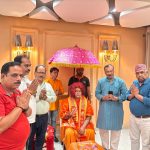 लखनऊ में स्वामी चक्रपाणि जी का भव्य स्वागत, हिंदू स्वाभिमान सम्मेलन की घोषणा