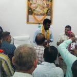 मा० मुख्यमंत्री के नगर निगम प्रयागराज में कराये गये सफल कार्यक्रम हेतु नगर निगम कर्मचारी एसोसिएशन, प्रयागराज द्वारा नगर आयुक्त सांई तेजा का किया गया सम्मान